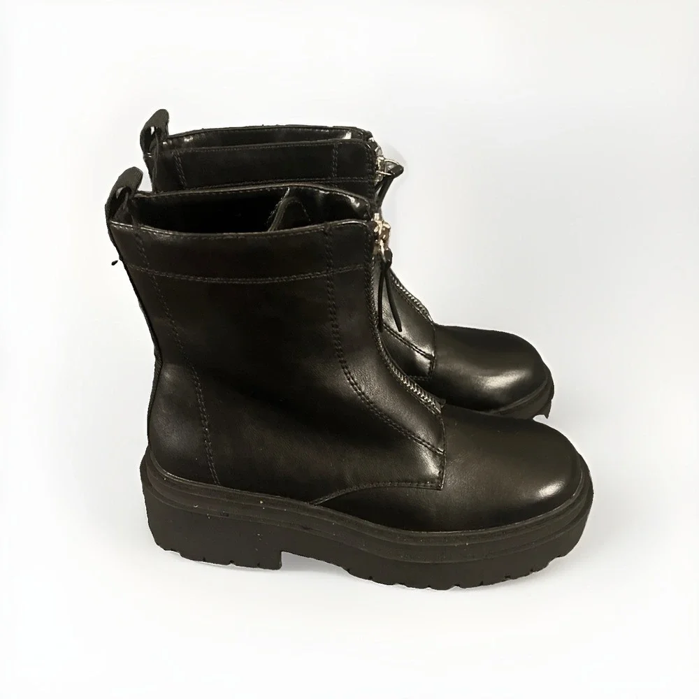 arizona jean co. Women's Xander Front Zip Combat Boots Chunky Sole Size 10M